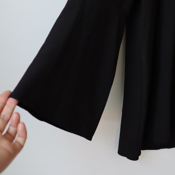 Kensie Black Swing Blouse with Bell Sleeves, Size Small - Picture 6 of 12
